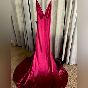 NWT XL STUNNING Ohrera satin backless wine evening gown